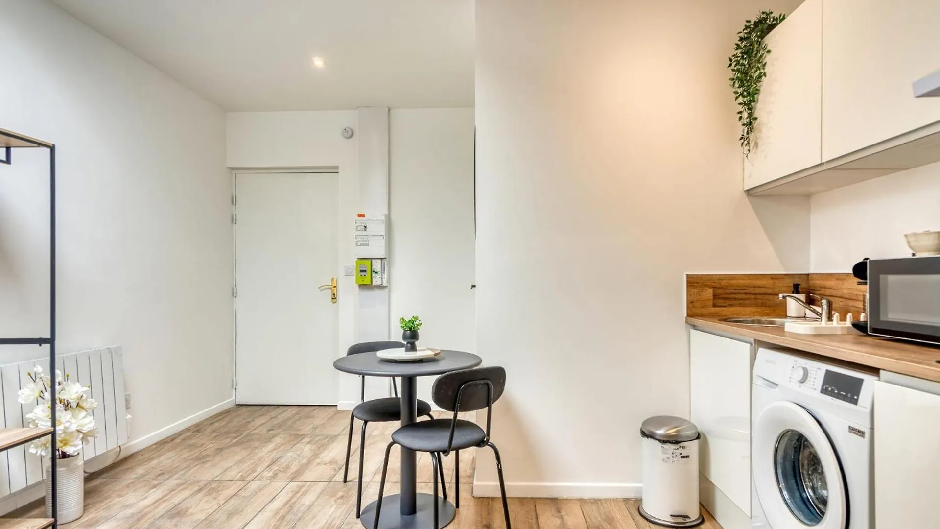 Le Factory - Studio Contemporain - Proche Metro B Oullins Francie